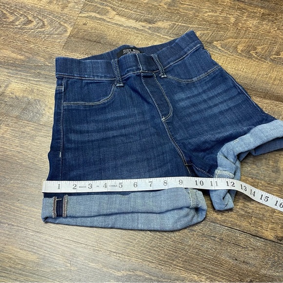 Judy Blue Pull On Jean Shorts High Rise Cuffed Denim Dark Wash Womens Small - Picture 9 of 9